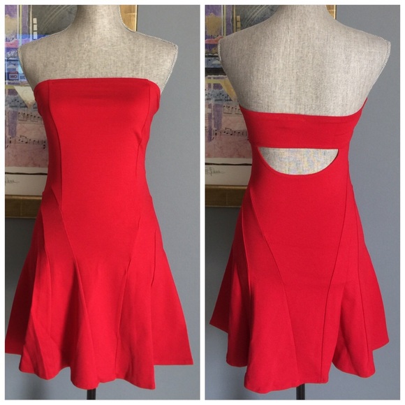 Snooki Shop Dresses & Skirts - Snooki Shop Tube Top Structured Dress