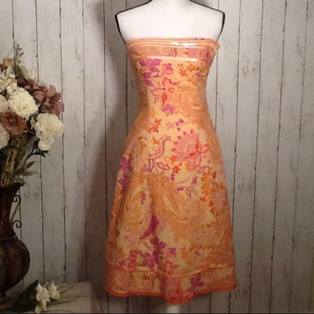 ⚡️ FLASH SALE Stunning Express Floral Dress Size 2