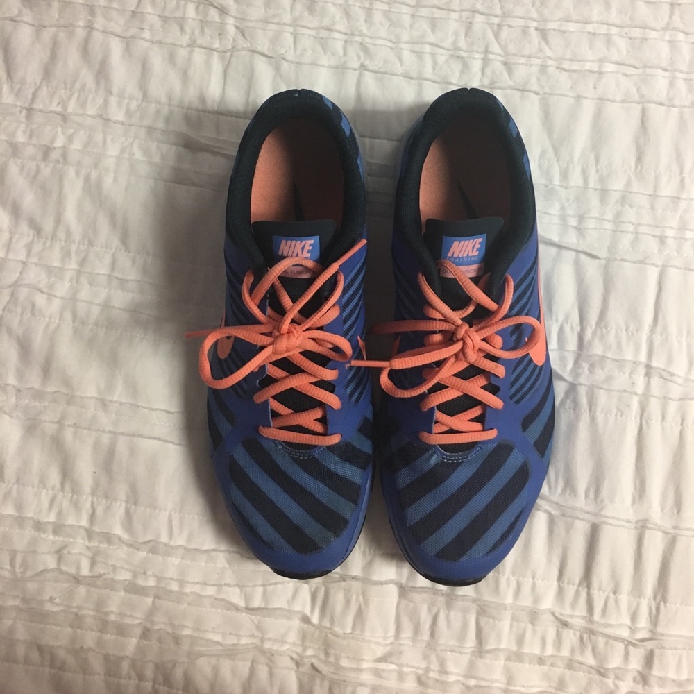 Dual fusion nikes