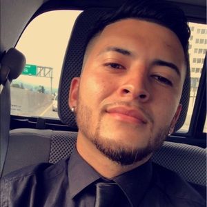 Meet your Posher, Javier