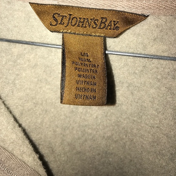 Fleece pull over half zip - Picture 2 of 3