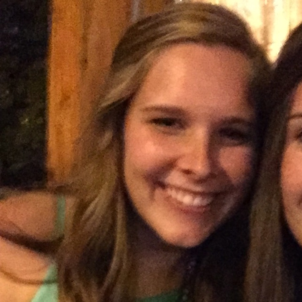 Meet your Posher, Emily