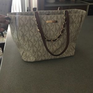 Michael Kors purse
