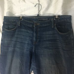 GAP Premium Curvy Straight Leg Denim Jeans