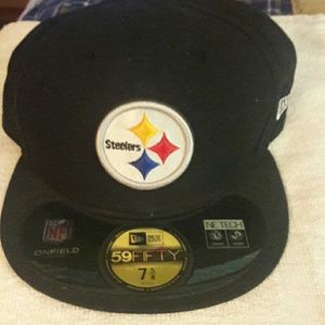 Fitted NFL Steelers hat