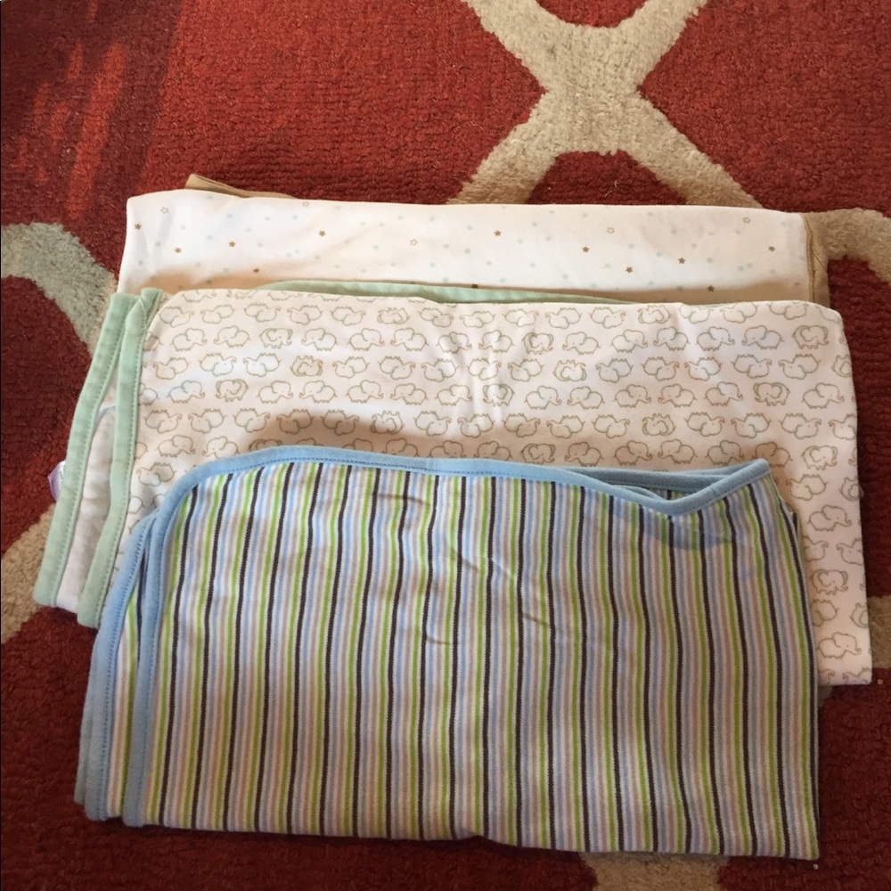 3 thick receiving blankets