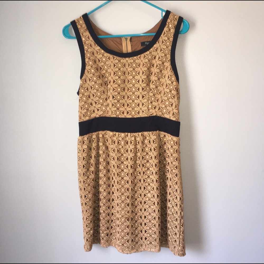 NWOT FOREVER 21 Lace Bodycon Dress