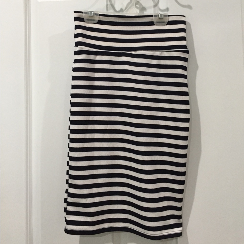LuLaRoe Cassie