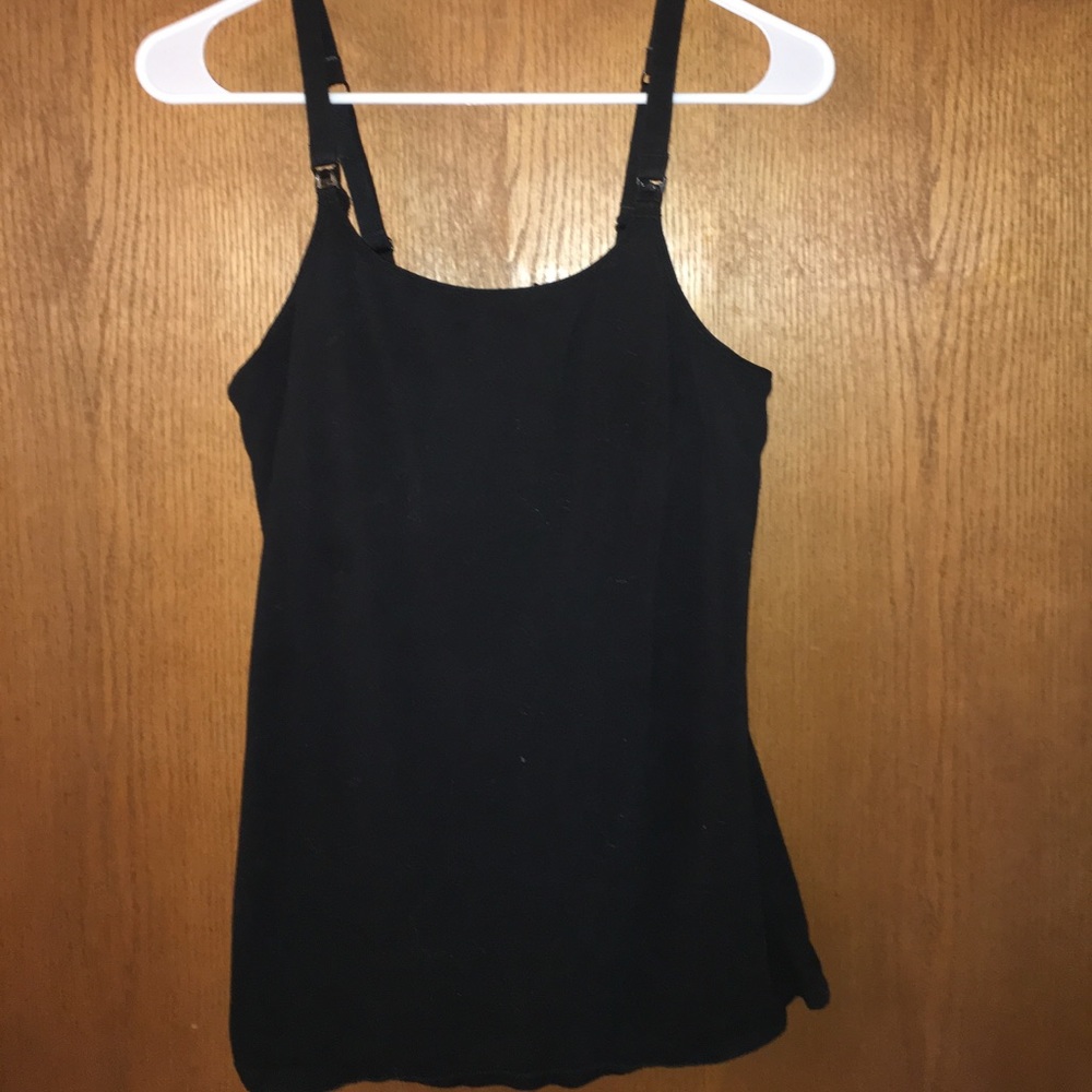 Nursing tank