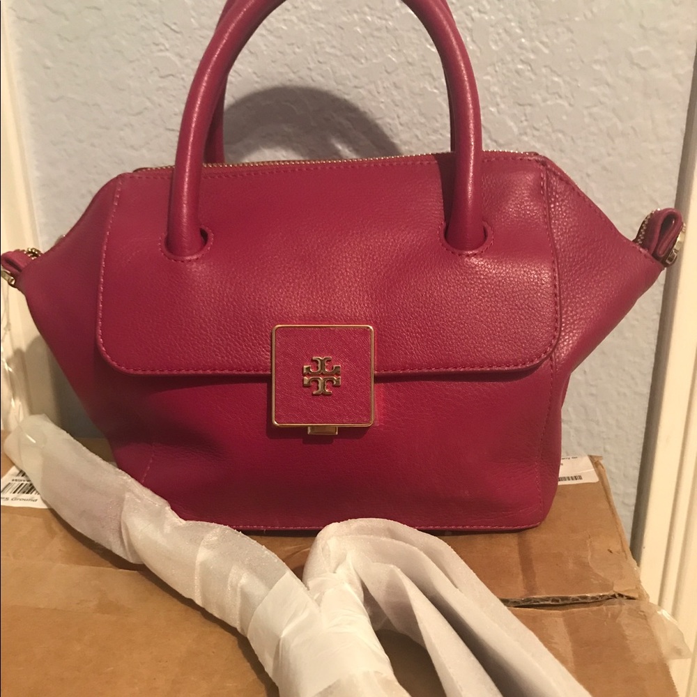Tory burch authentic crossbody