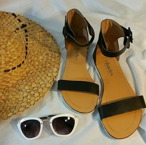 Charles by Charles David VIGNETTE flats 8.5