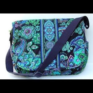 Vera Bradley   messenger bag