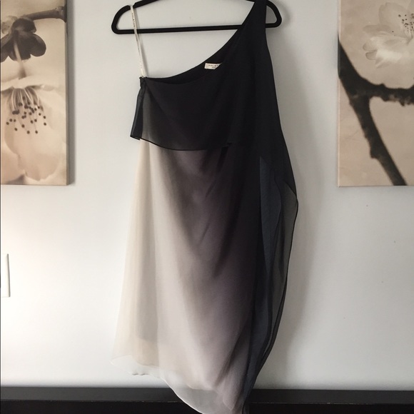 SOLD!!! HALSTON Crinkle Ombre One-Shoulder Dress - Picture 5 of 6