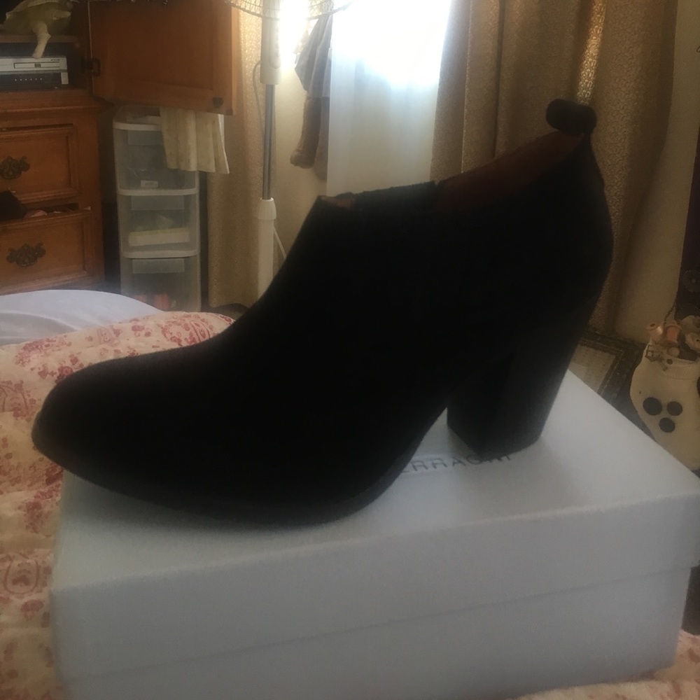 Frye Ilana Shootie Boot