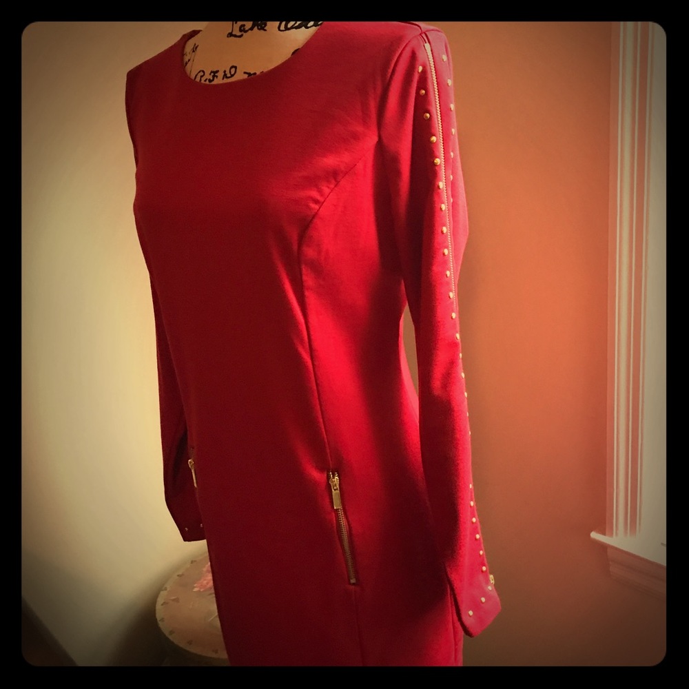 VENUS Red Dress w/Gold Detail-Size 8-EUC-Worn Once
