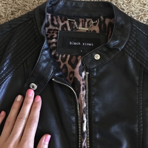 Black River Leather Jacket - Picture 2 of 4