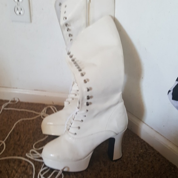 Pleather Halloween boots - Picture 1 of 4