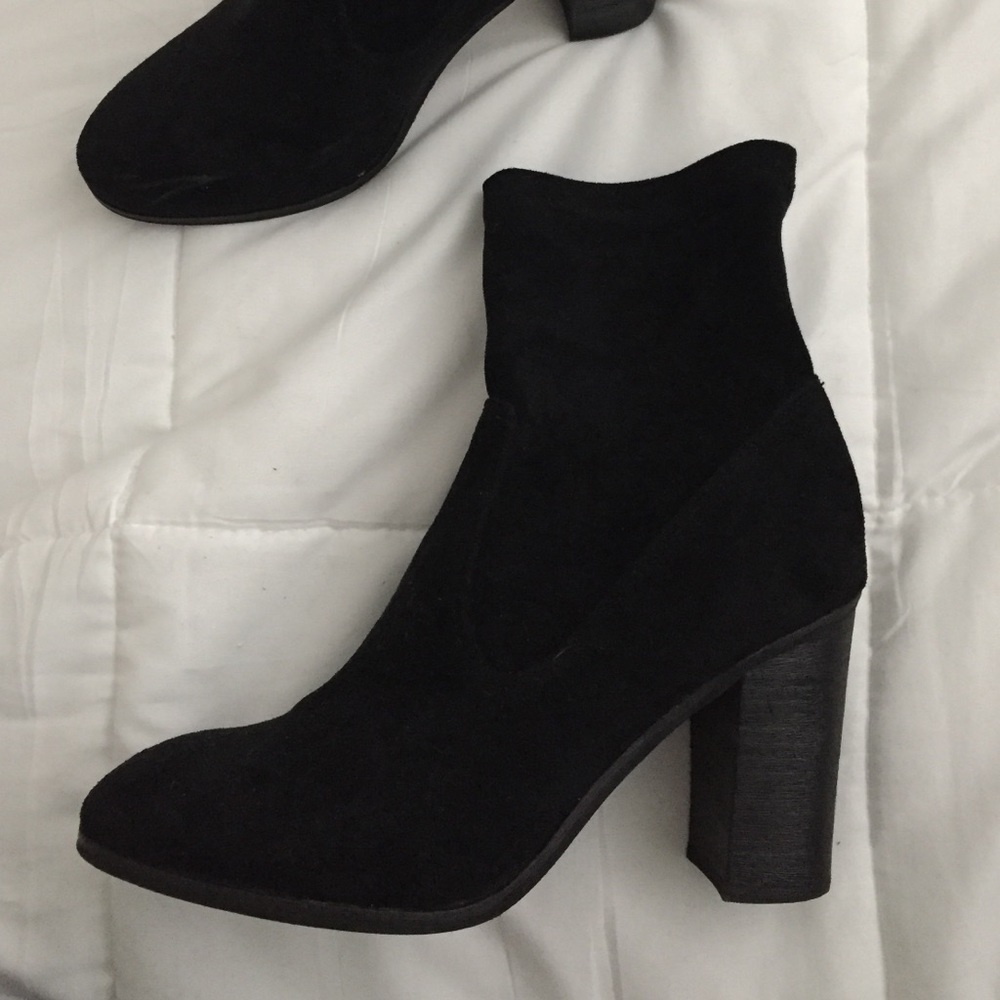 Dolce Vita gorgeous sock boots