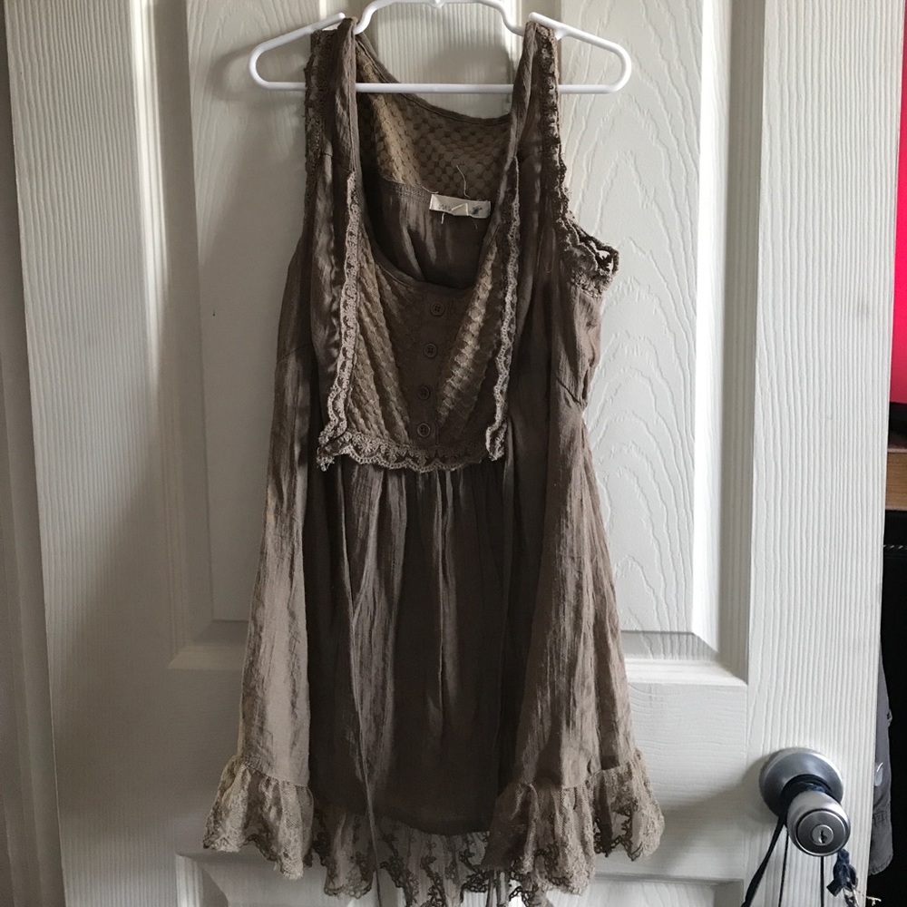 Sz small EUC mine peplum top