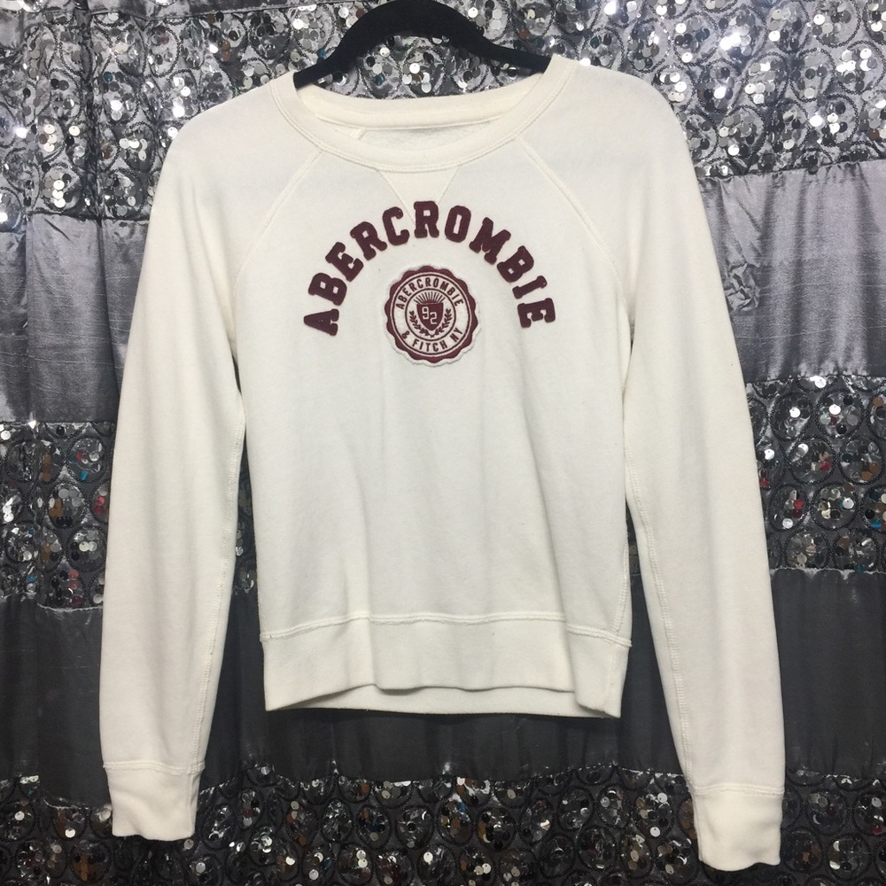 Abercrombie & Fitch White Crewneck Sweater