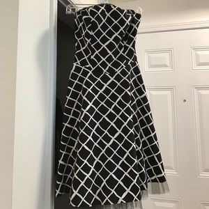 Size 5 Strapless Black and White Patterned Dress