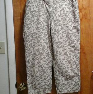 Women's Calvin Klein Crop Length Pants.