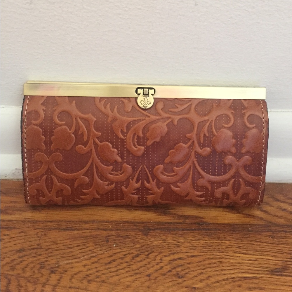 Patricia Nash wallet