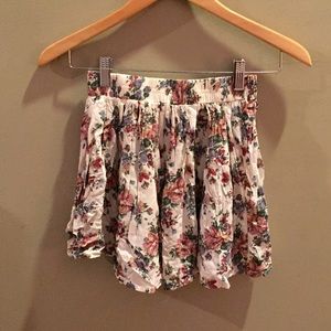 Brandy Melville flowered skirt