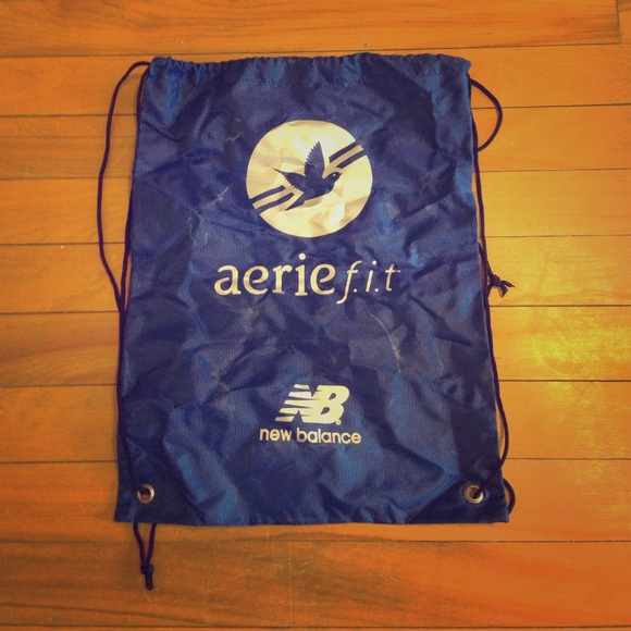 aerie Handbags - Aerie fit drawstring bag