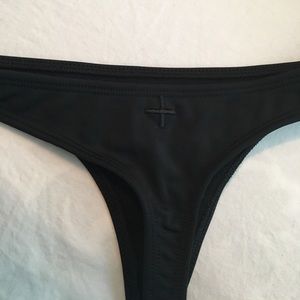 Coulbourne black bond bottoms