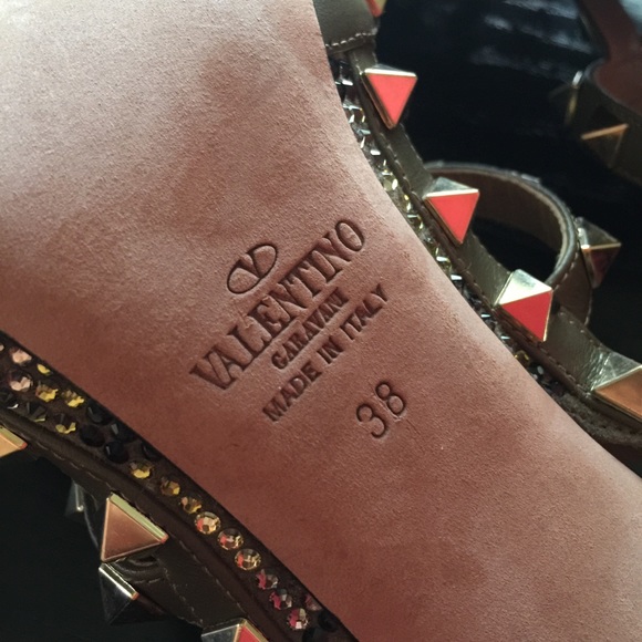 ❌SOLD❌Valentino Rockstud Camo Swarovski Crystal 38 - Picture 5 of 8