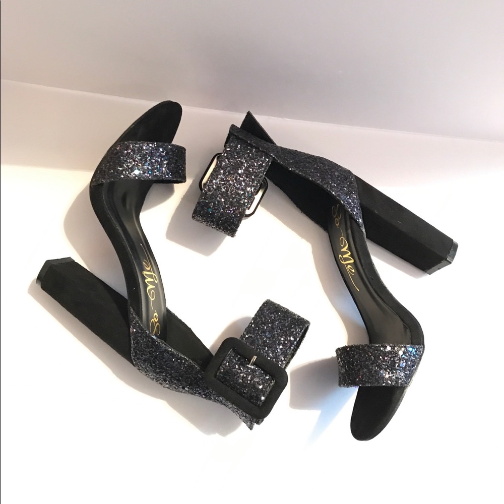Black multi color glitter block heel 🖤