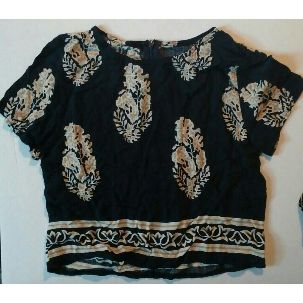 Feather crop top blouse