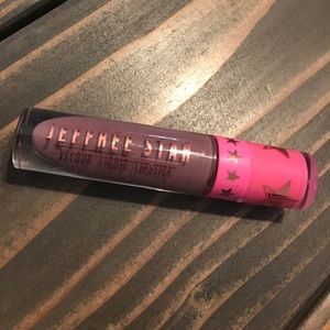 Jeffree Star Velour Liquid Lipstick Scorpio