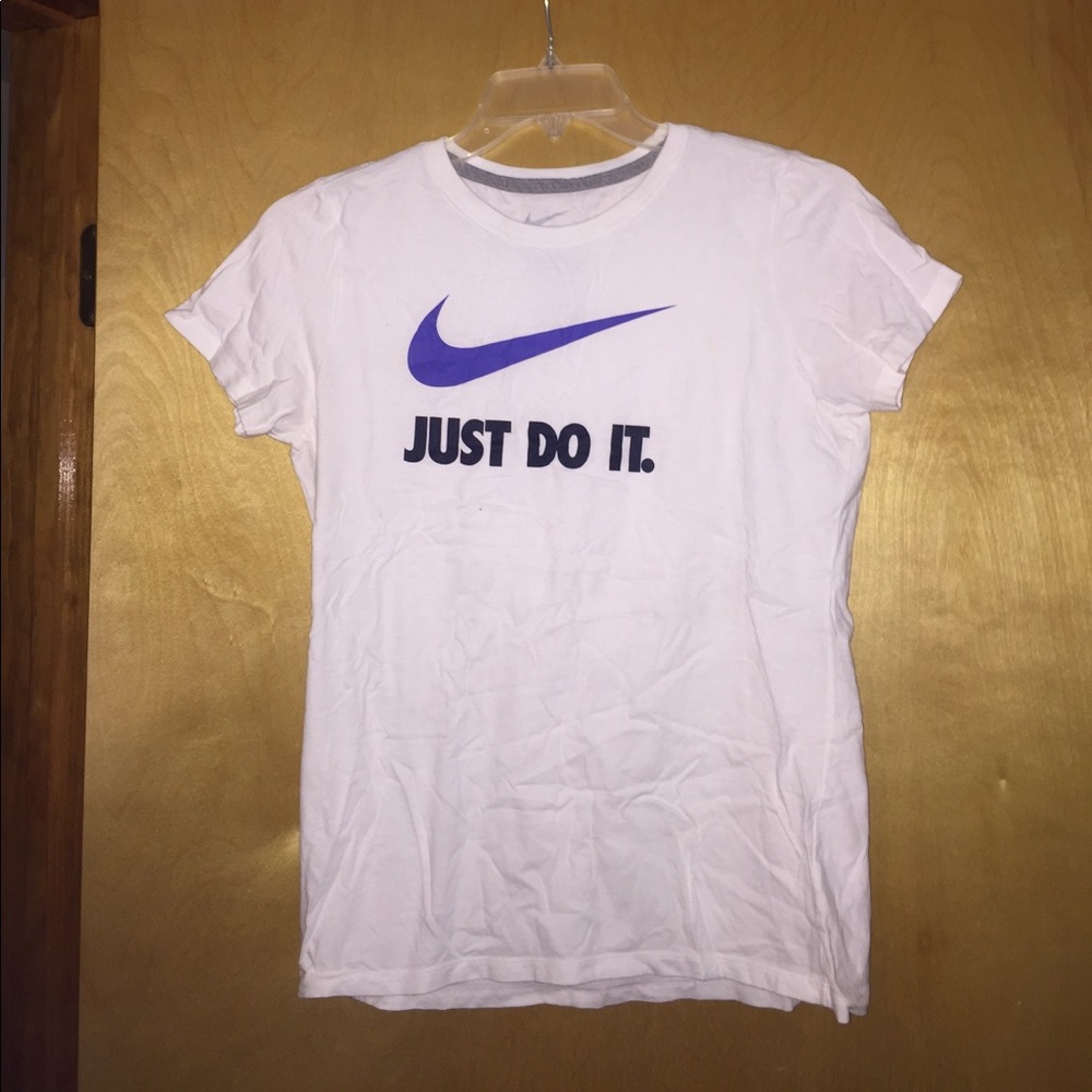 Nike women's Tshirt