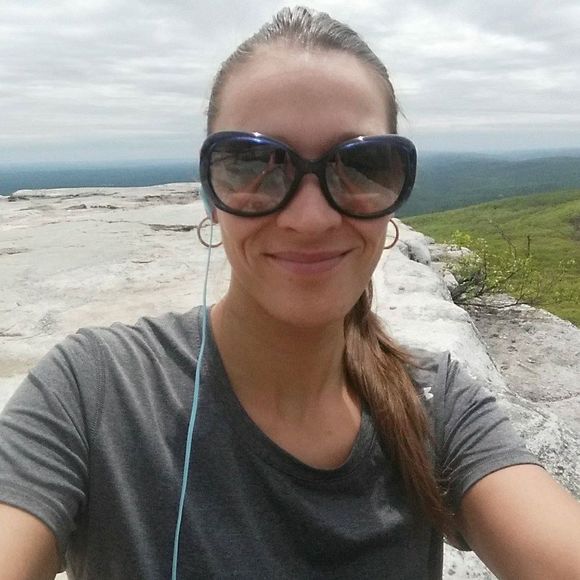 Meet your Posher, Heather - Picture 1 of 1