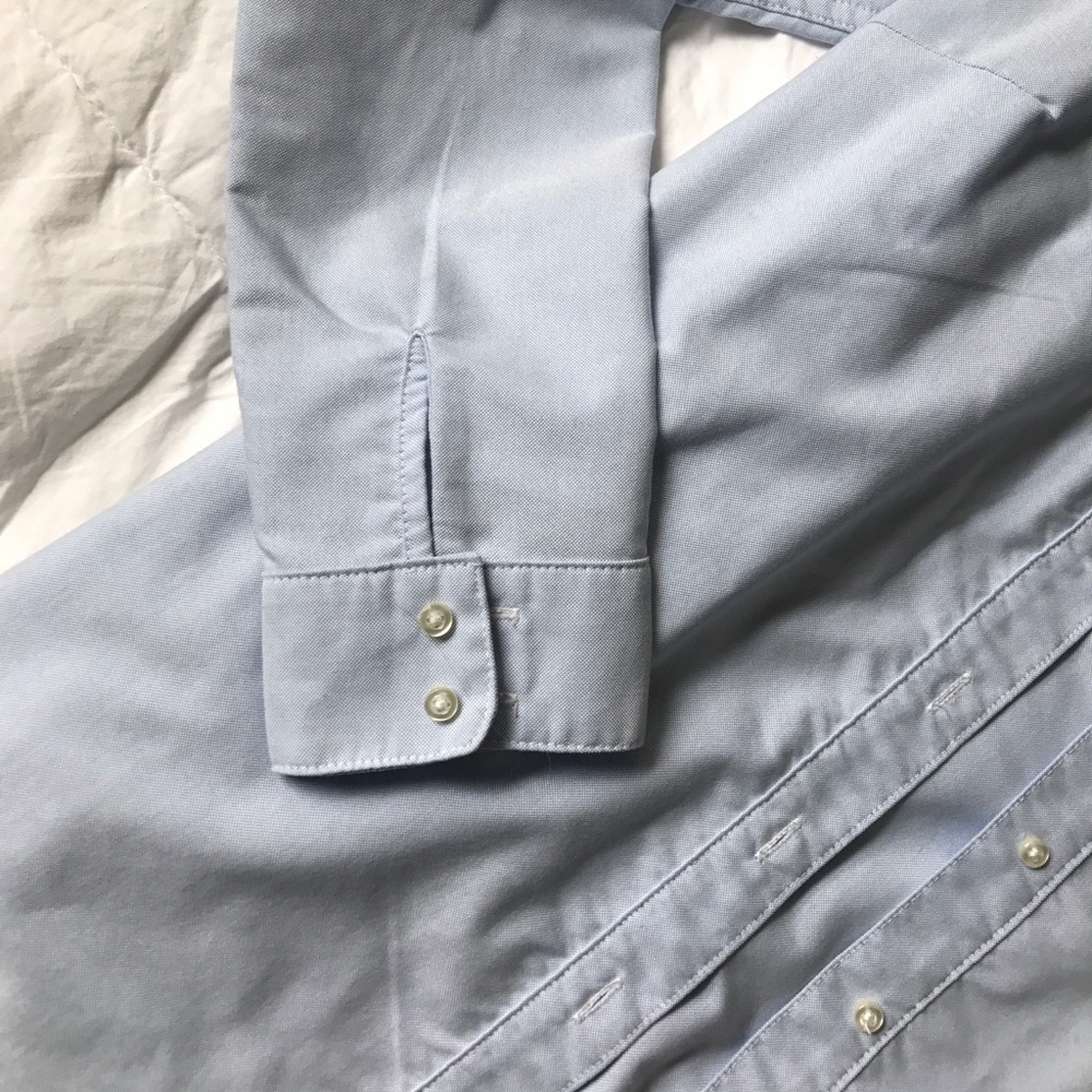 Button down - Picture 4 of 4