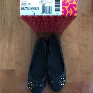 Navy blue Tory Burch Flats size 9