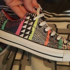 Tribal Converses