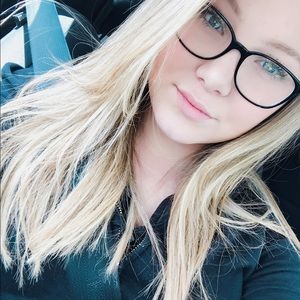 Meet your Posher, Melanie