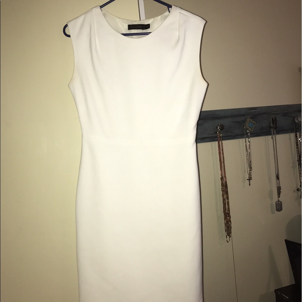 THE LIMITED BUSINESS DRESS