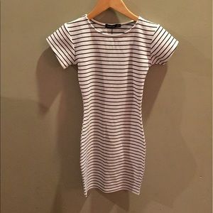 Boohoo bodycon black and white striped dress