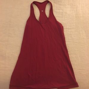 Lululemon tank