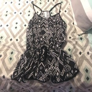 Black & white romper!