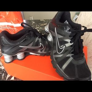 Nike Shox Roadster