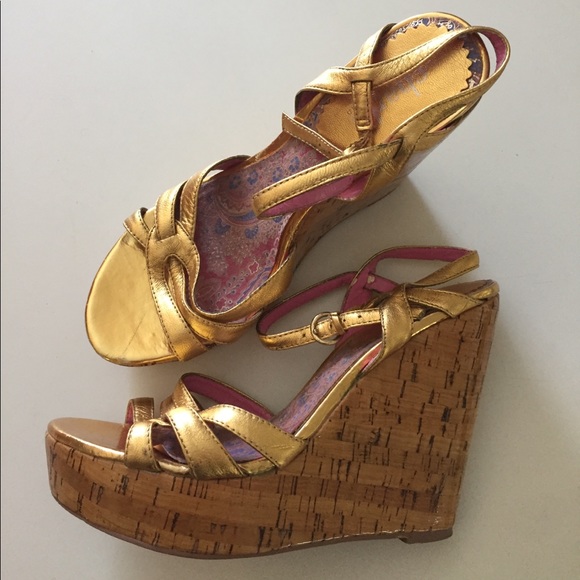 Charles David Platform Sandals 6.5 - Picture 2 of 4