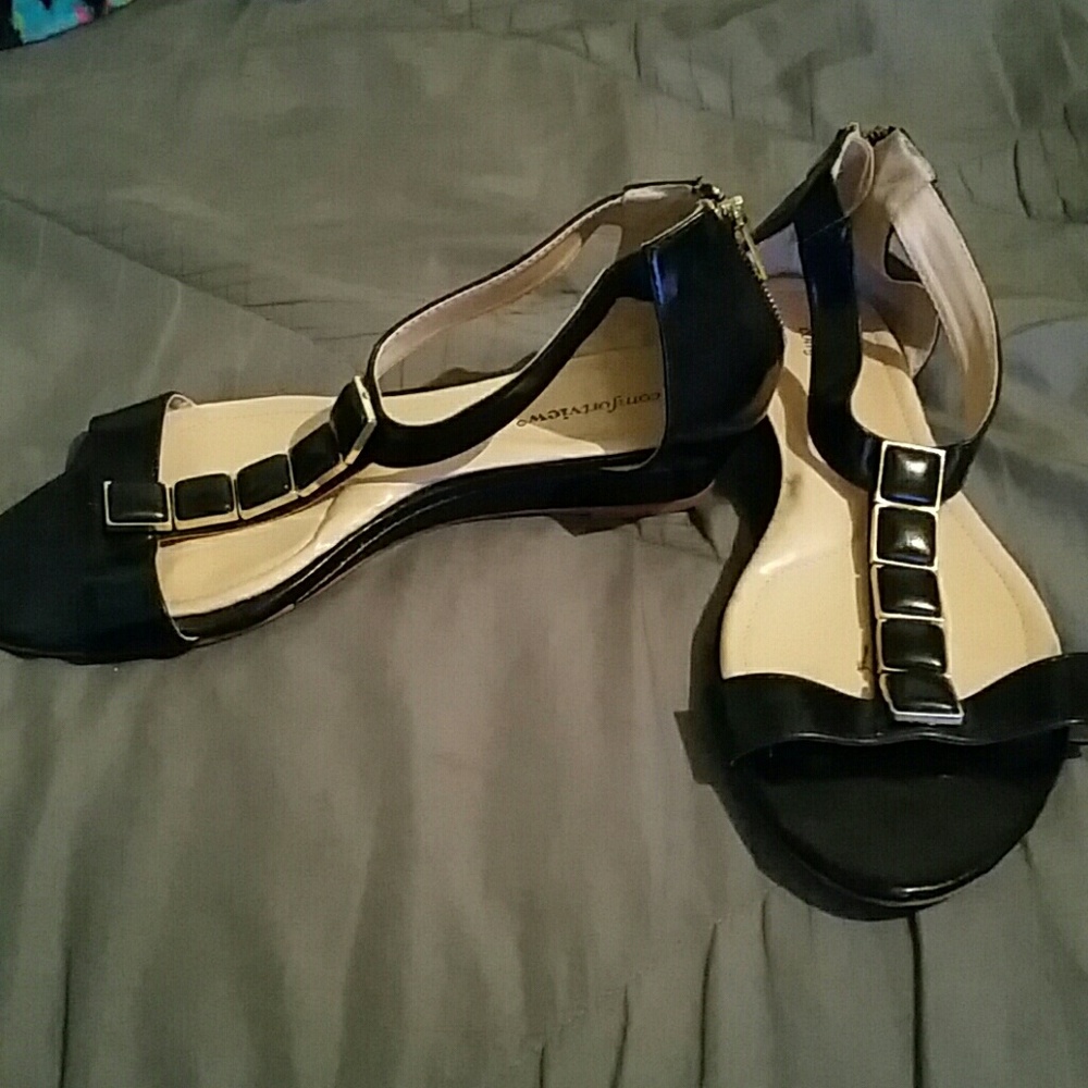 Womens sandal