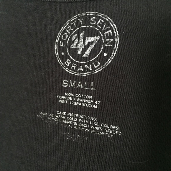 Graphic Tee - Picture 4 of 4