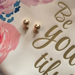 Gold plated earrings, brand new..