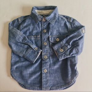 GAP Button Down Shirt